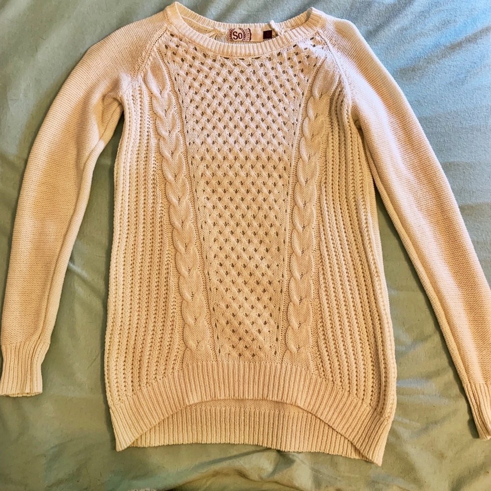 White Long Sleeve SO Brand Knit Sweater